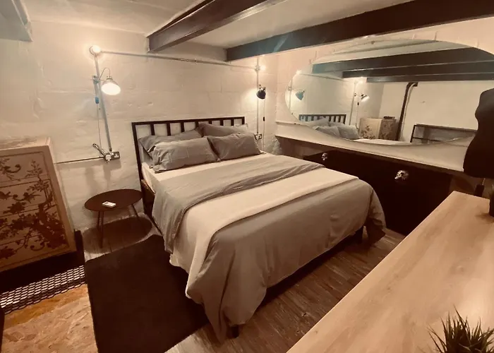 アパート Charming Townhouse Prime Area