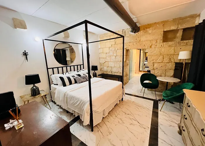 アパート Charming Townhouse Prime Area *