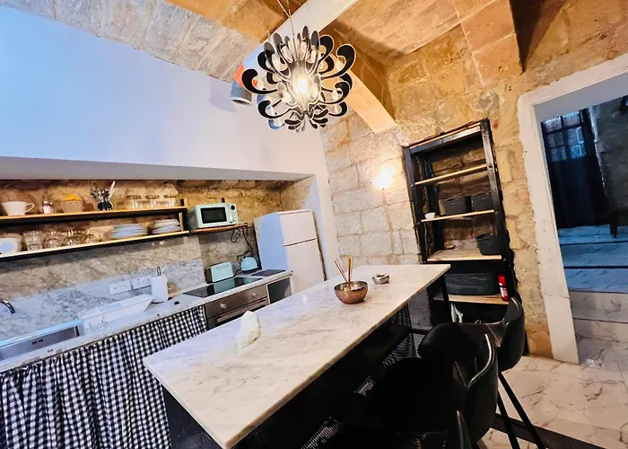 Charming Townhouse Prime Area アパート *