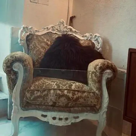 Apartman Charming Townhouse Prime Area *