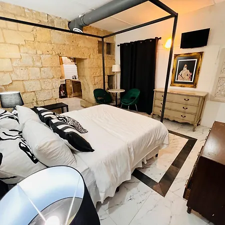 Charming Townhouse Prime Area Appartement La Valette