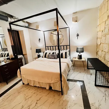 Appartement Charming Townhouse Prime Area *