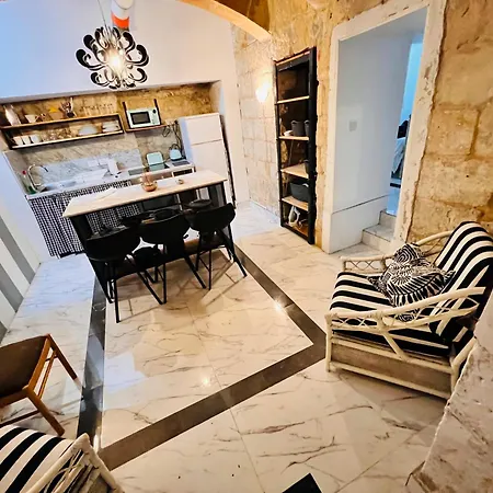Appartement Charming Townhouse Prime Area